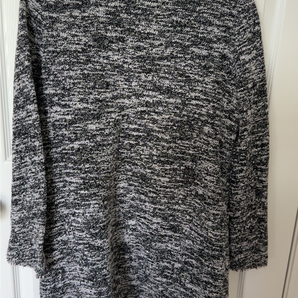 Max Studio Black and Gray Cardigan Sweater Open Front - Picture 5 of 7